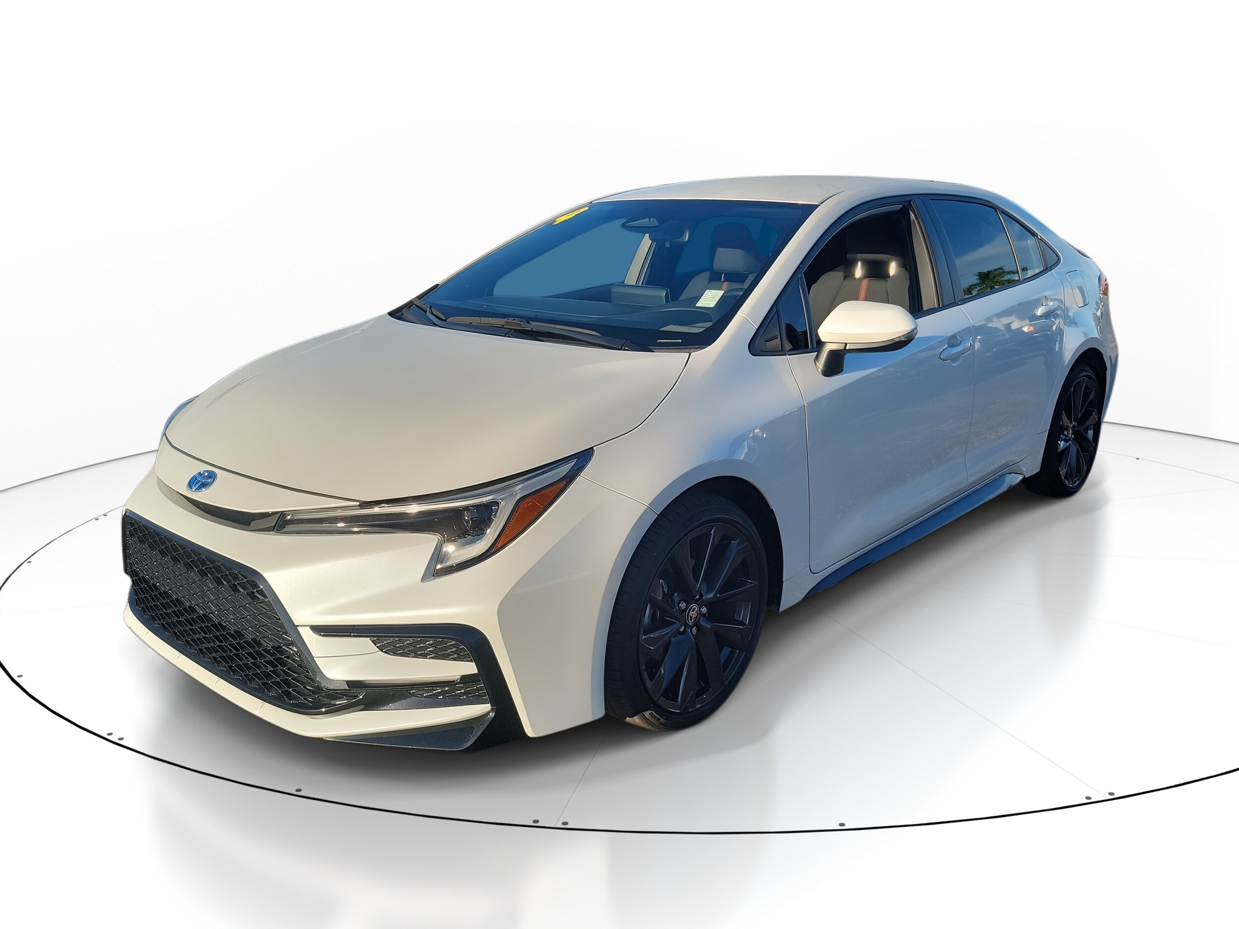 2024 Toyota Corolla Hybrid SE photo 2