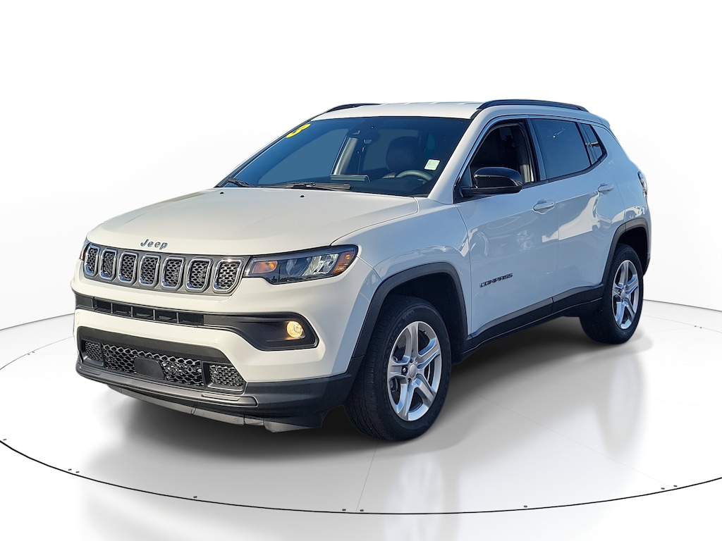 Used 2023 Jeep Compass Latitude SUV