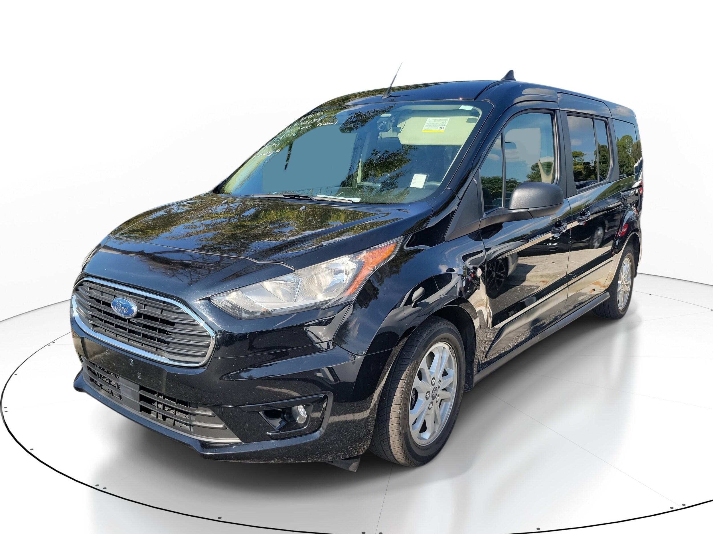 2020 Ford Transit Connect XLT Wagon Passenger photo 3