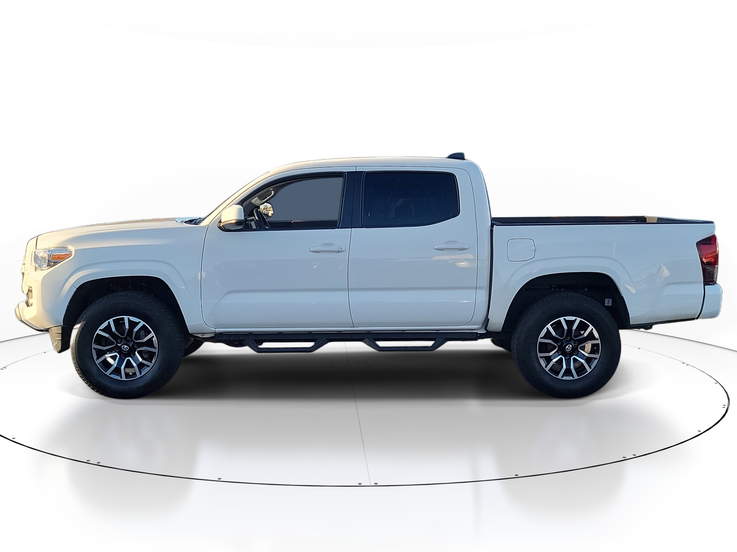 2021 Toyota Tacoma Base photo 3