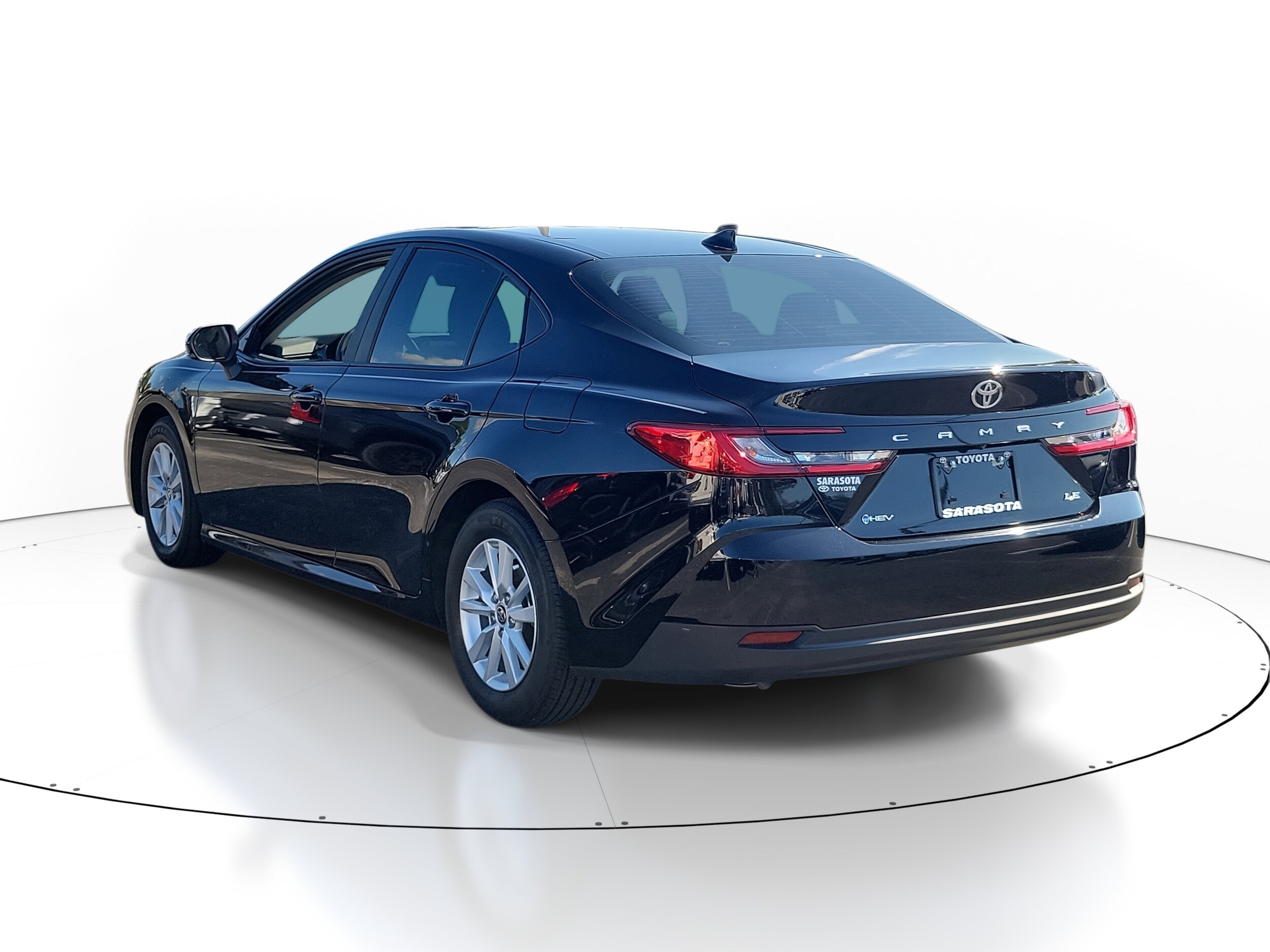 2025 Toyota Camry LE photo 4