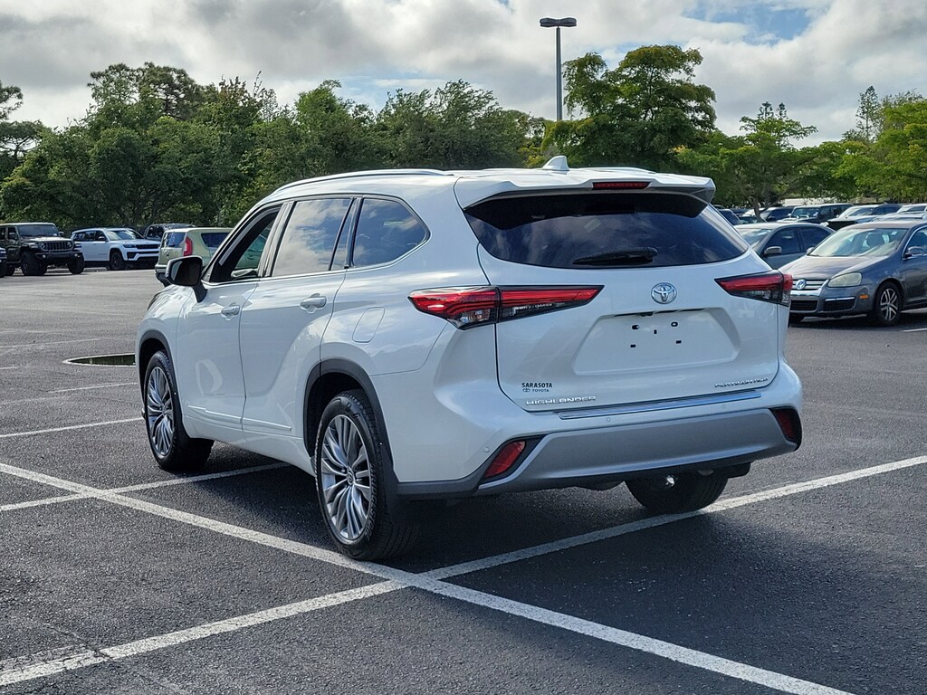 Used 2020 Toyota Highlander Platinum SUV