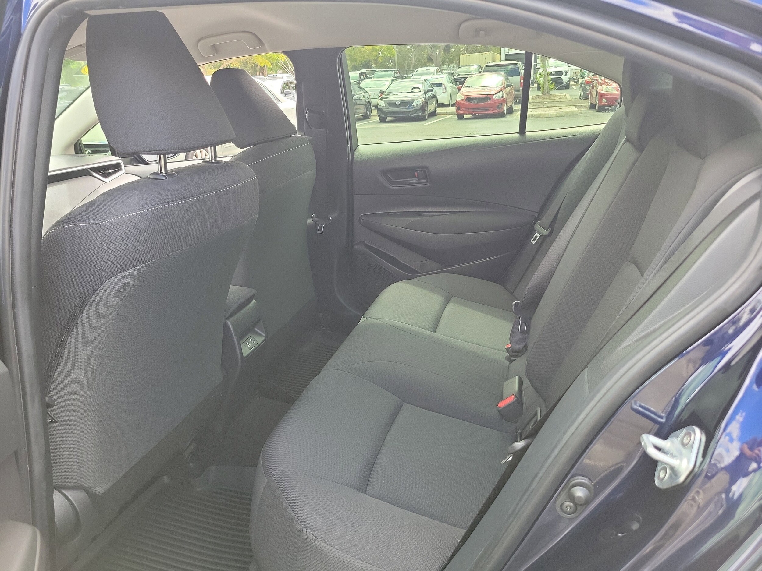 2023 Toyota Corolla LE - Photo 13