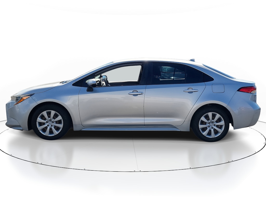 Used 2021 Toyota Corolla LE Sedan