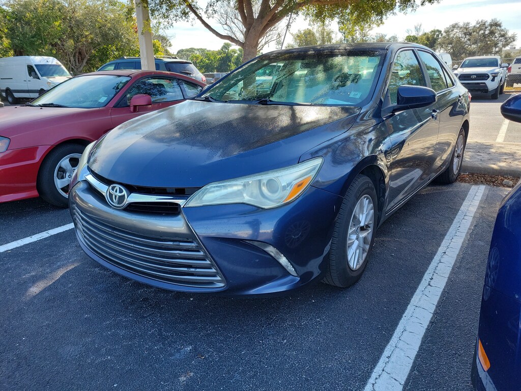 Used 2016 Toyota Camry LE Sedan