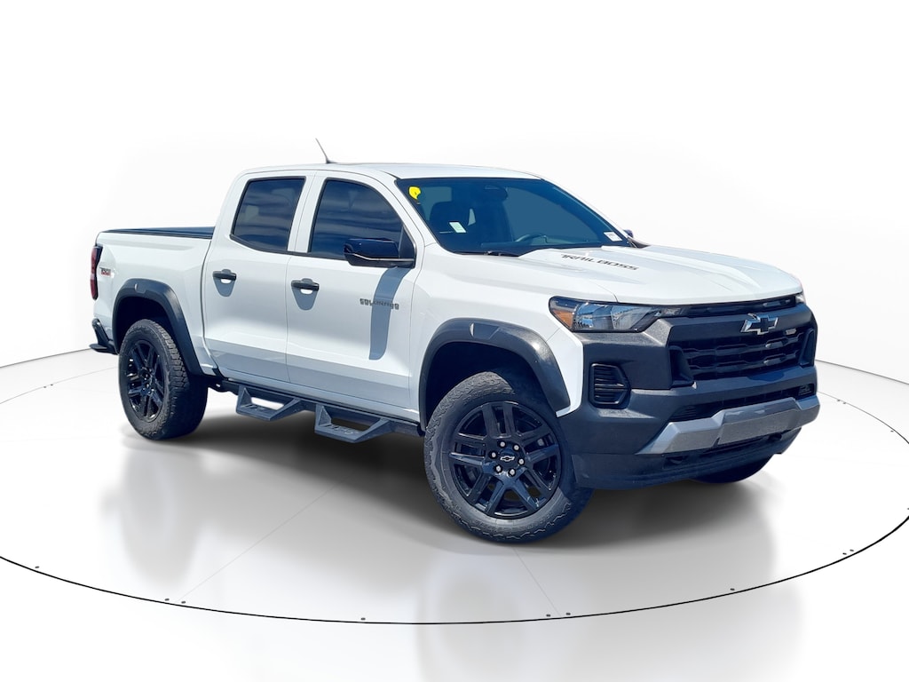 Used 2024 Chevrolet Colorado Trail Boss Truck Crew Cab