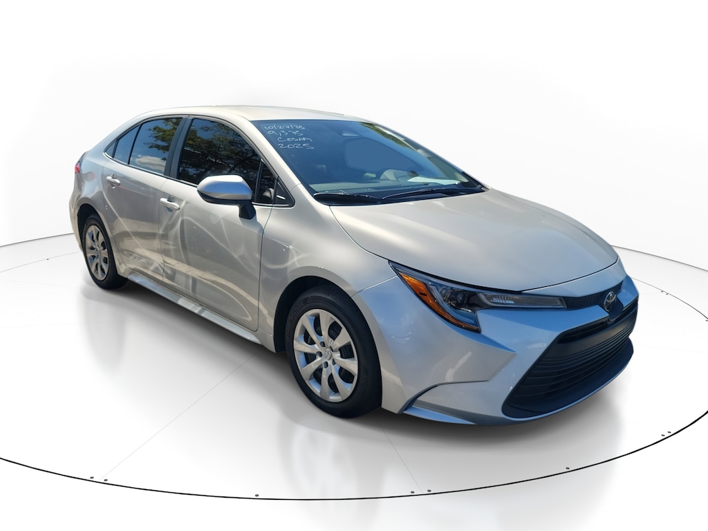 Used 2025 Toyota Corolla LE Sedan