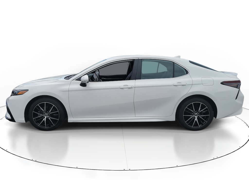 Used 2024 Toyota Camry SE Sedan