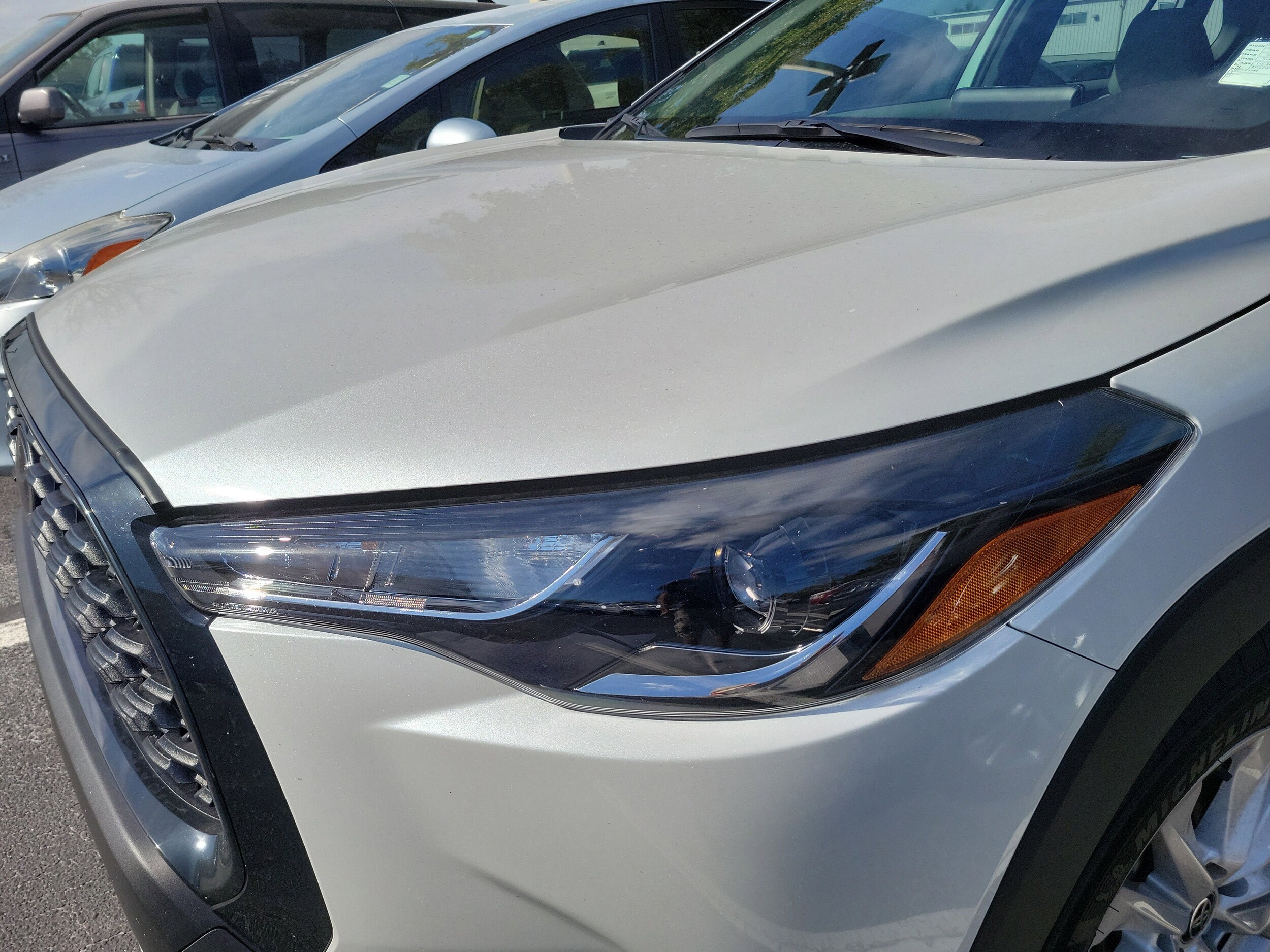 2025 Toyota Corolla Cross LE photo 4