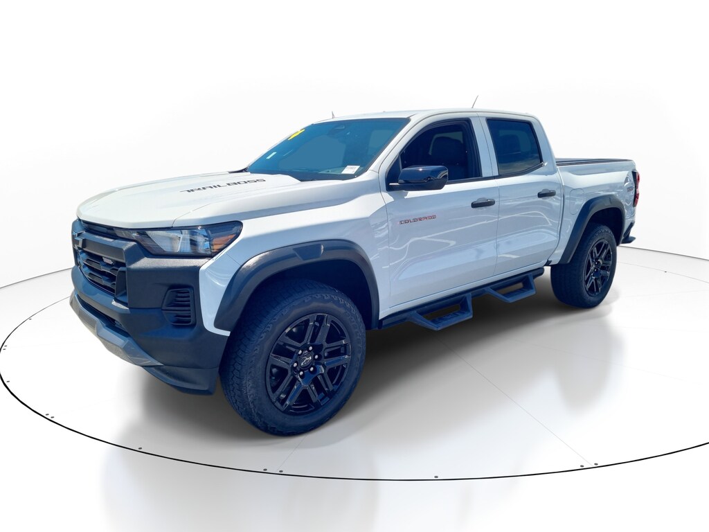 Used 2024 Chevrolet Colorado Trail Boss Truck Crew Cab