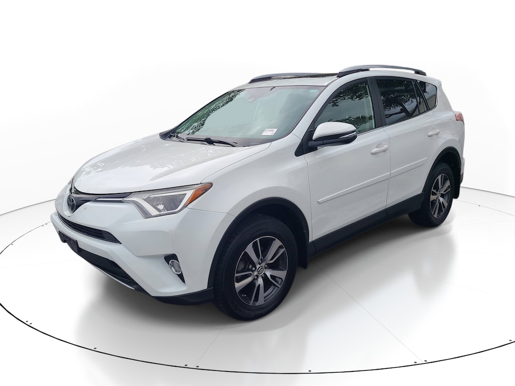 Used 2017 Toyota RAV4 XLE SUV