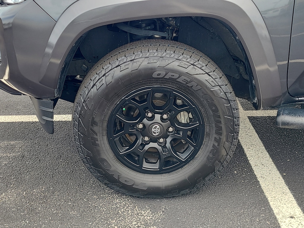 Used 2022 Toyota Tacoma SR5 V6 Truck Double Cab