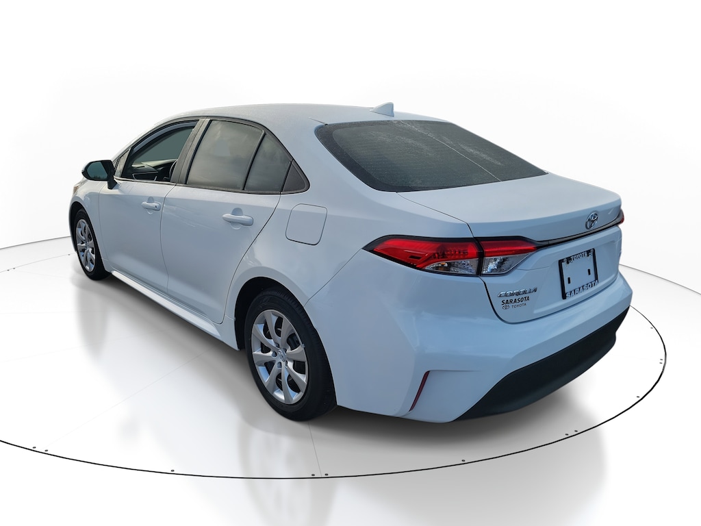 Used 2024 Toyota Corolla LE Sedan