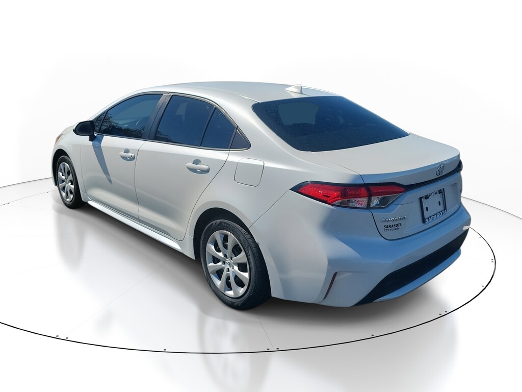 Used 2022 Toyota Corolla LE Sedan