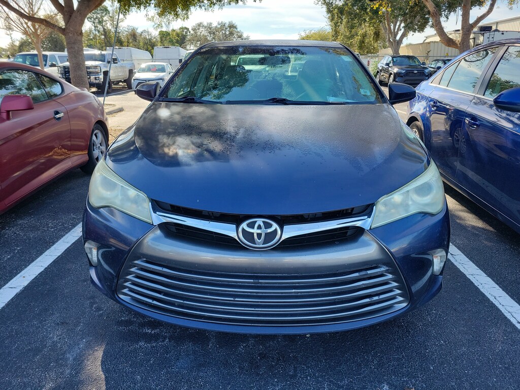 Used 2016 Toyota Camry LE Sedan