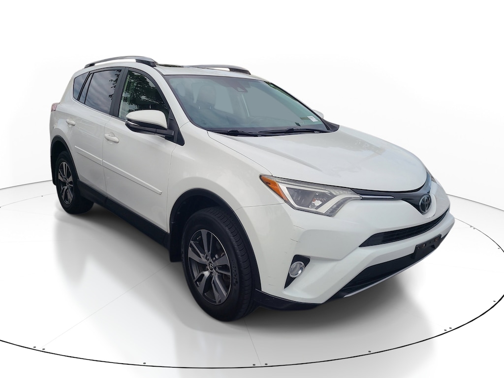 Used 2017 Toyota RAV4 XLE SUV