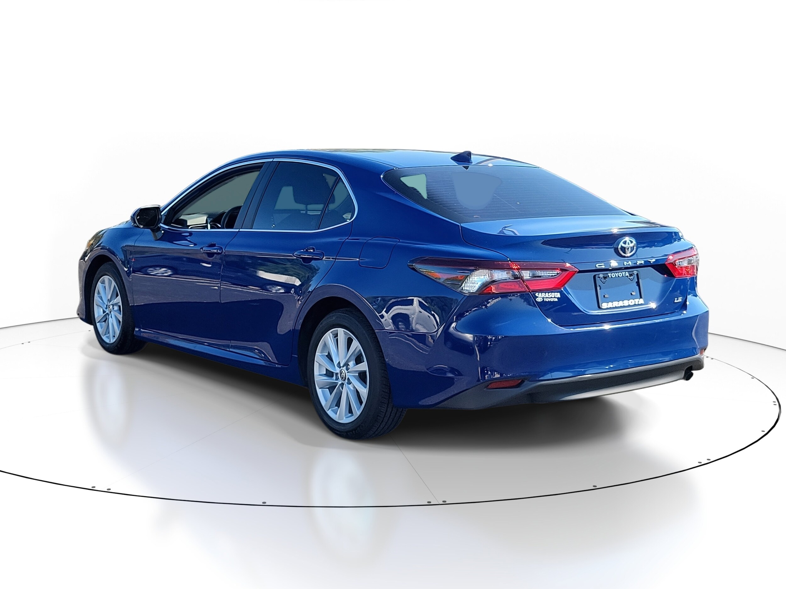 2023 Toyota Camry LE photo 4