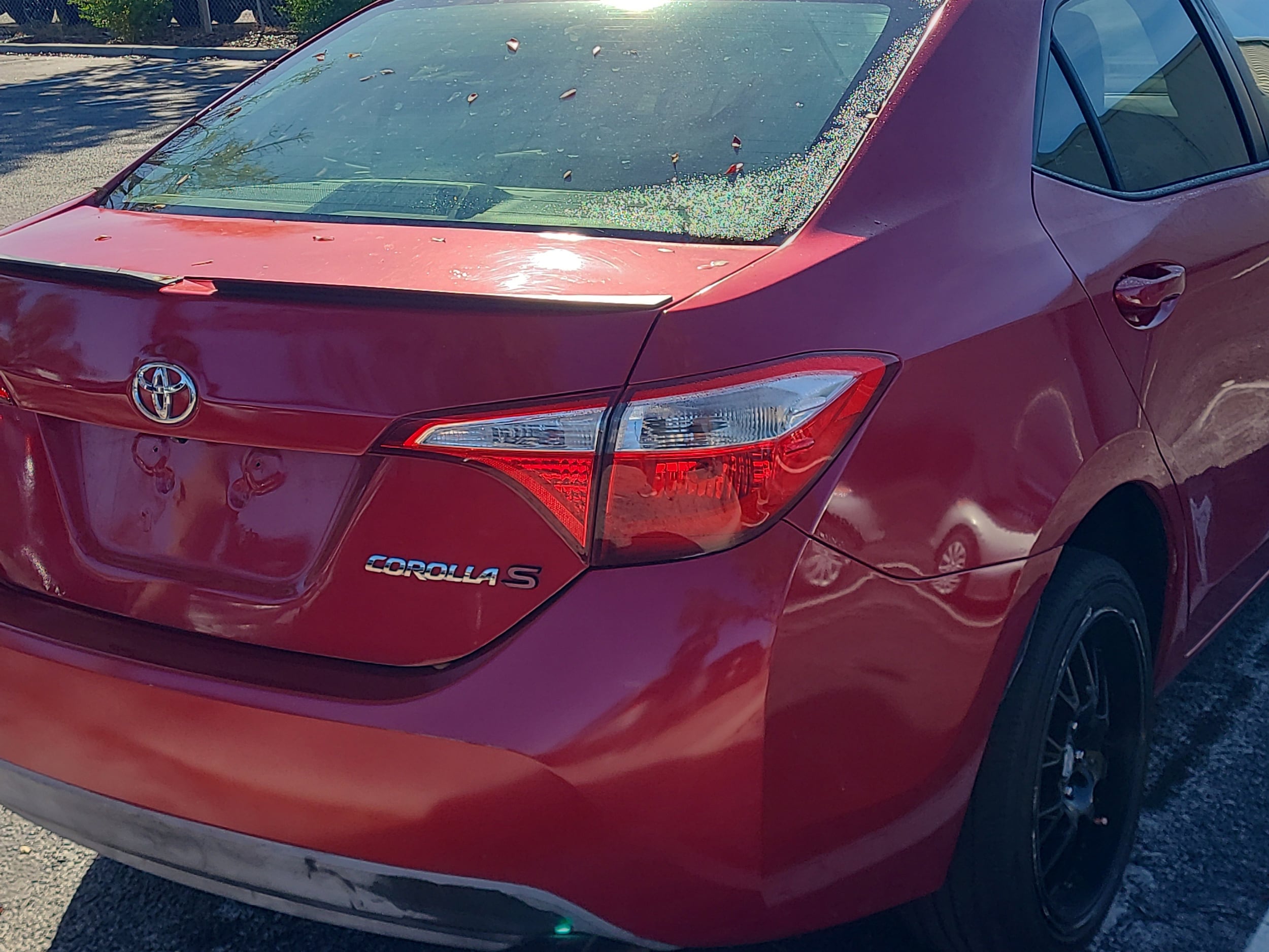2015 Toyota Corolla LE - Photo 11