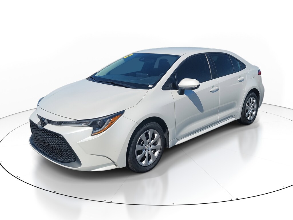 Used 2022 Toyota Corolla LE Sedan