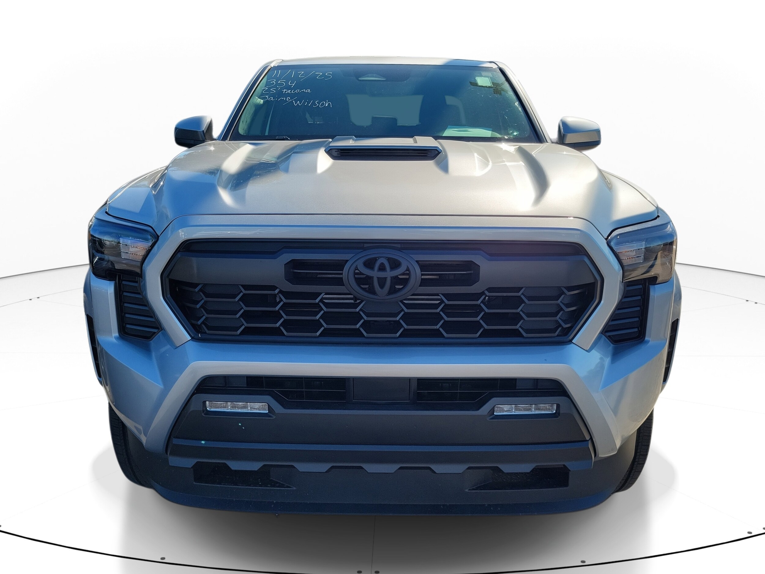 2025 Toyota Tacoma TRD Sport photo 2