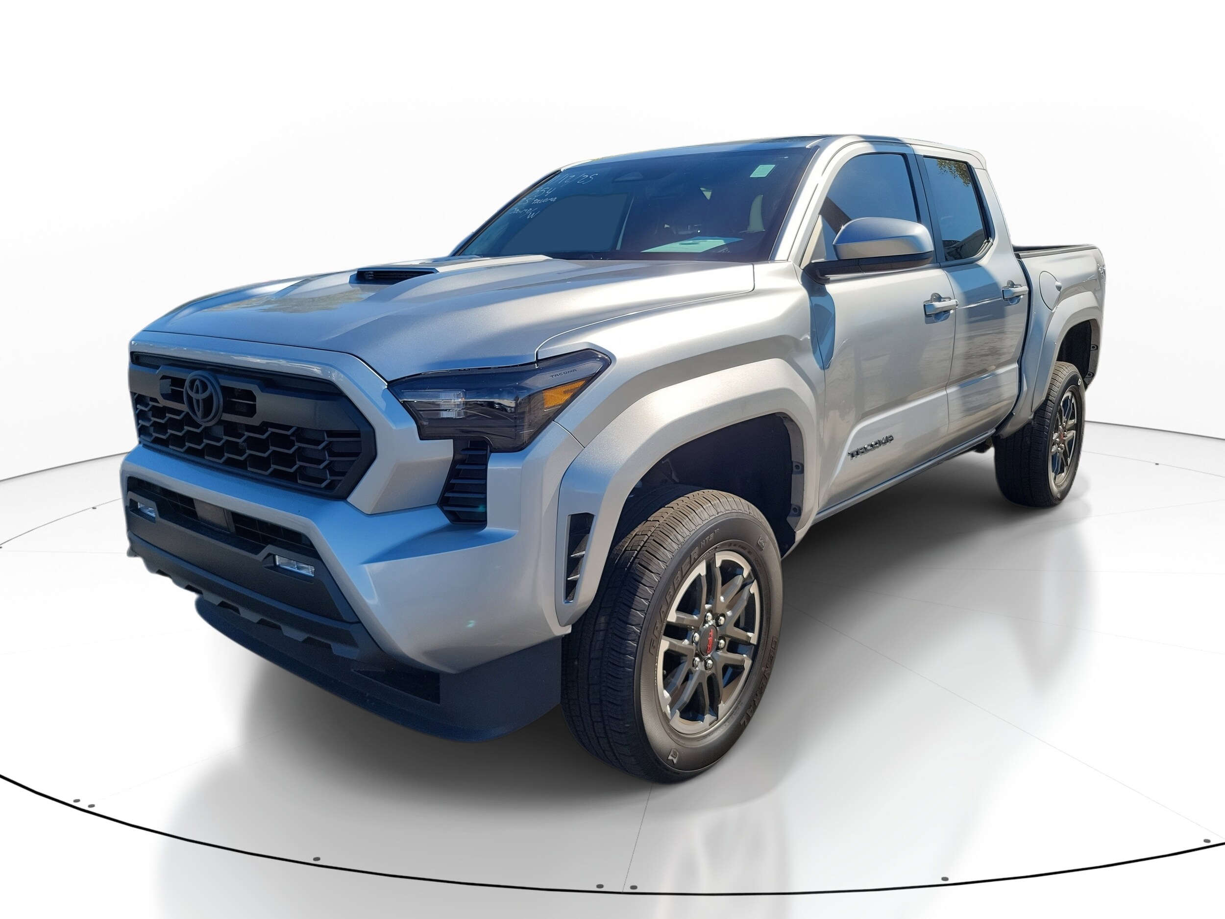 2025 Toyota Tacoma TRD Sport photo 3