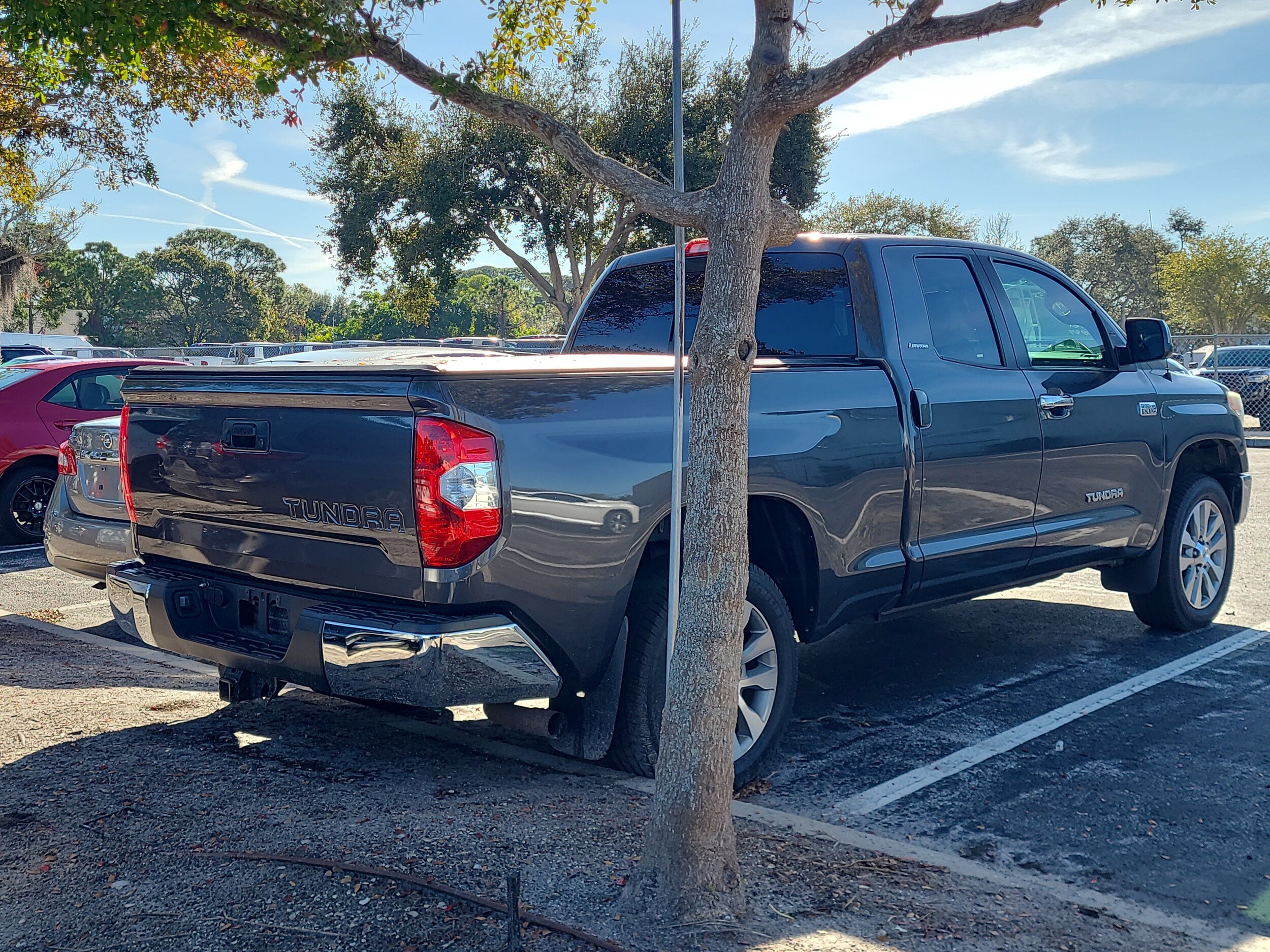 2014 Toyota Tundra Limited - Photo 6