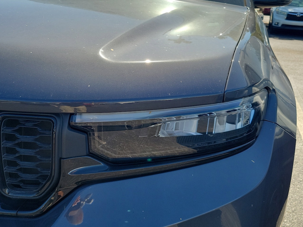 Used 2023 Jeep Grand Cherokee Laredo SUV