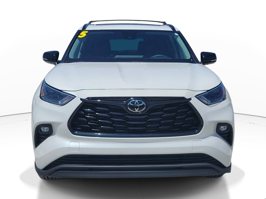 Certified 2025 Toyota Highlander Hybrid XLE SUV