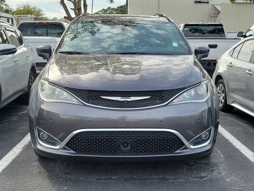 Used 2020 Chrysler Pacifica Touring L Van Passenger Van