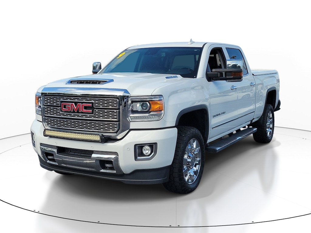 Used 2019 GMC Sierra 2500HD Denali Truck Crew Cab