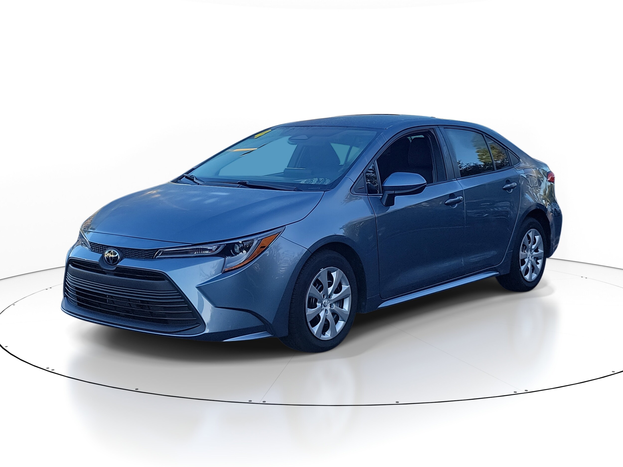 2024 Toyota Corolla LE photo 2