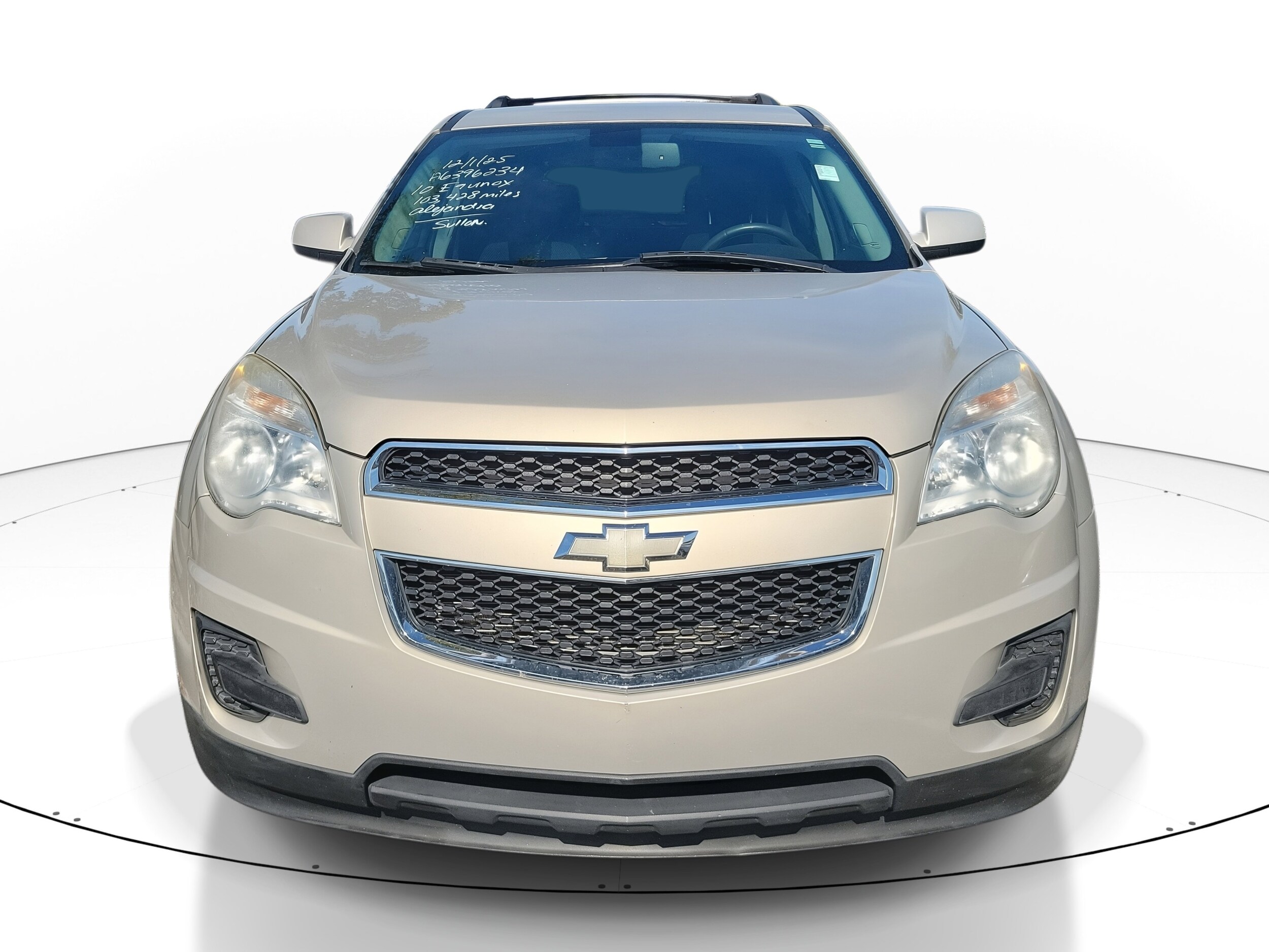 2010 Chevrolet Equinox LT photo 2