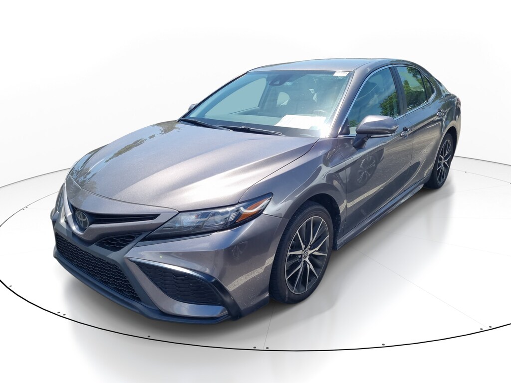 Used 2024 Toyota Camry SE Sedan