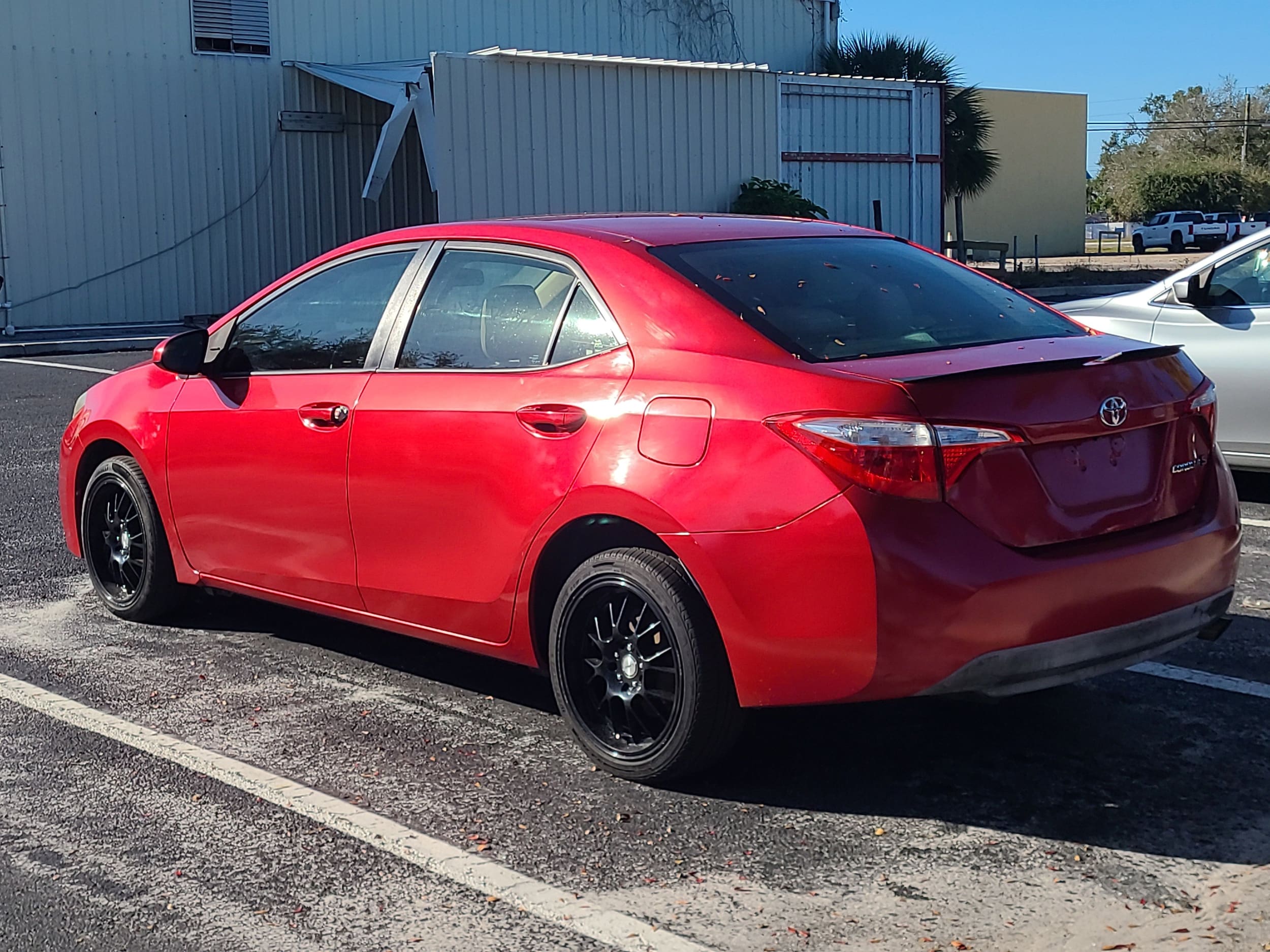 2015 Toyota Corolla LE - Photo 4