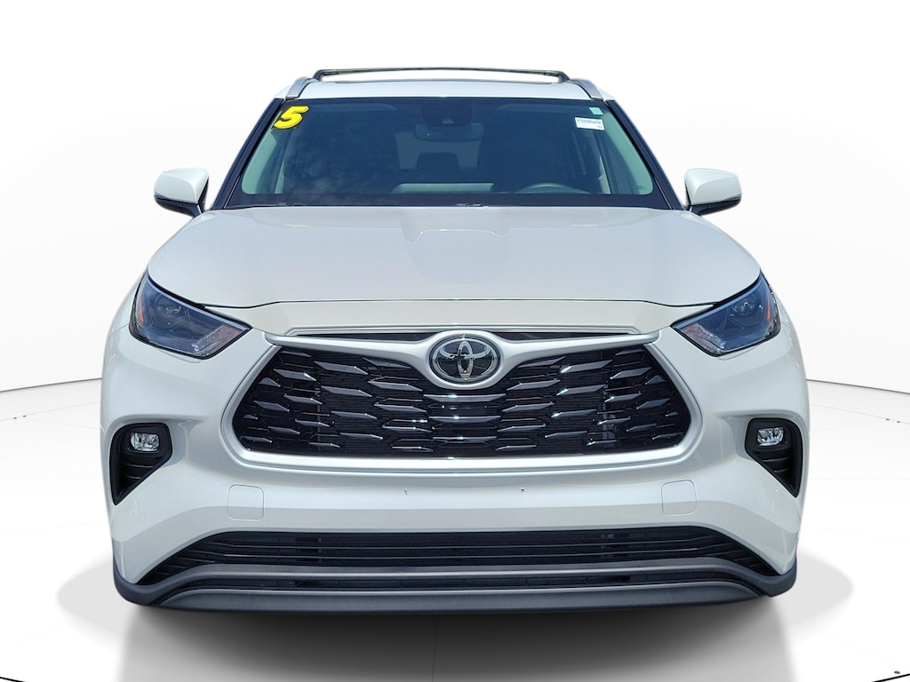 Certified 2025 Toyota Highlander LE SUV