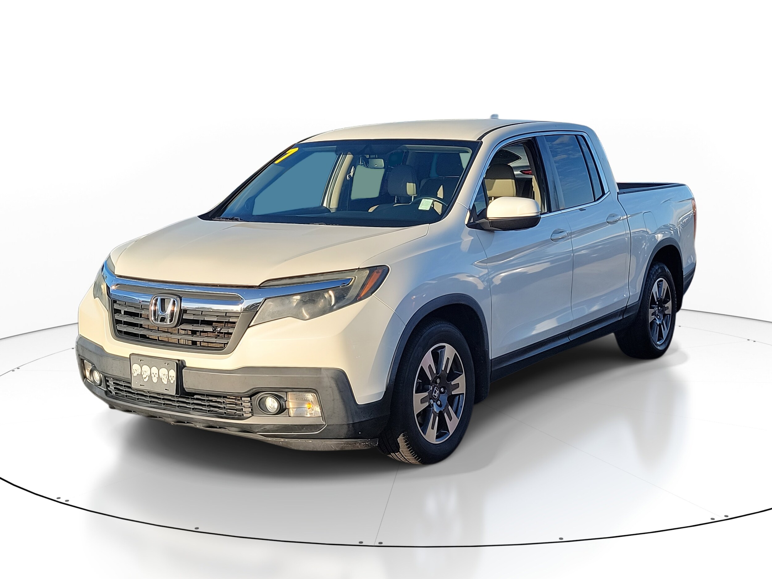 2017 Honda Ridgeline RTL-T photo 2