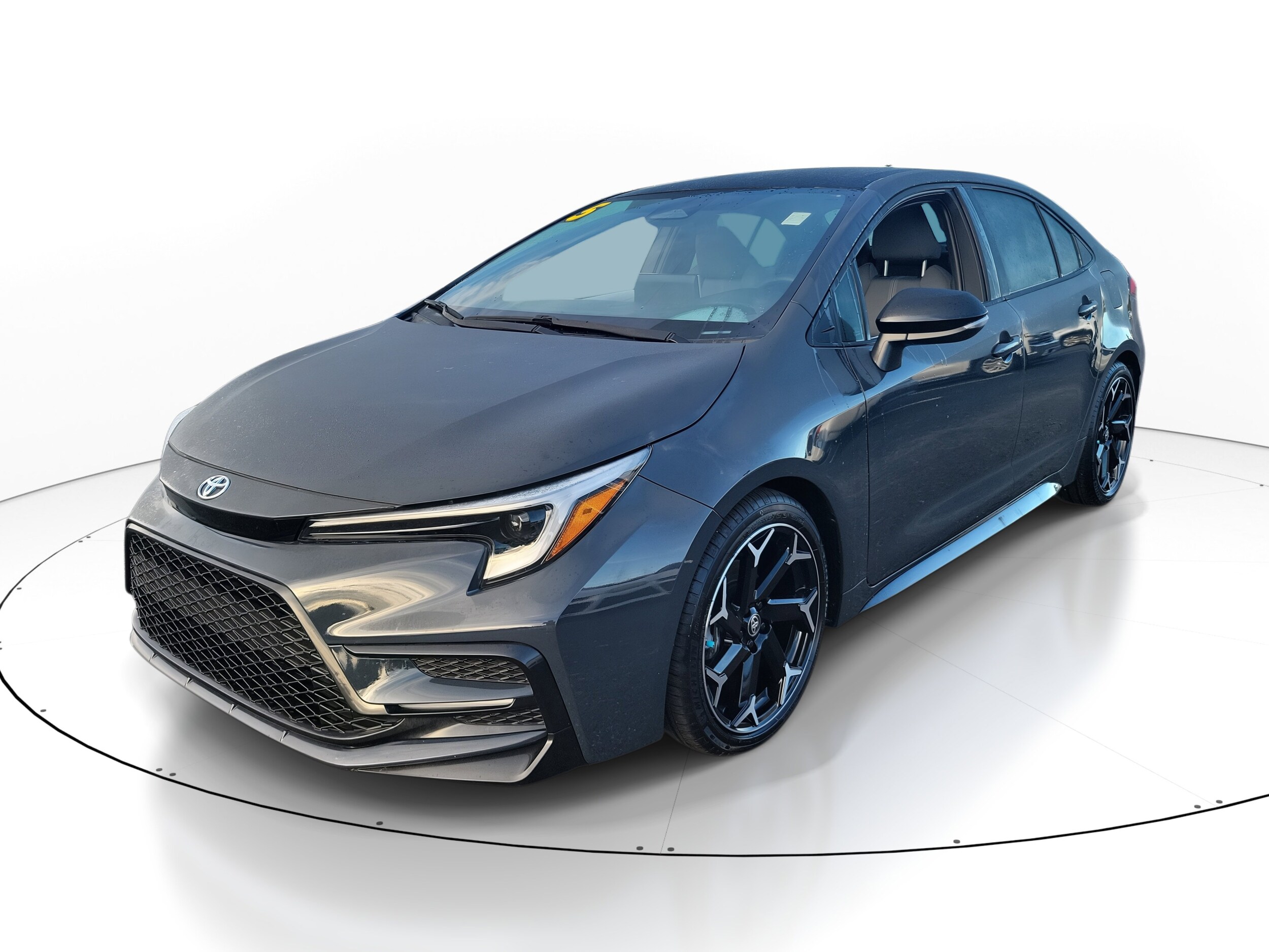 2025 Toyota Corolla SE photo 2