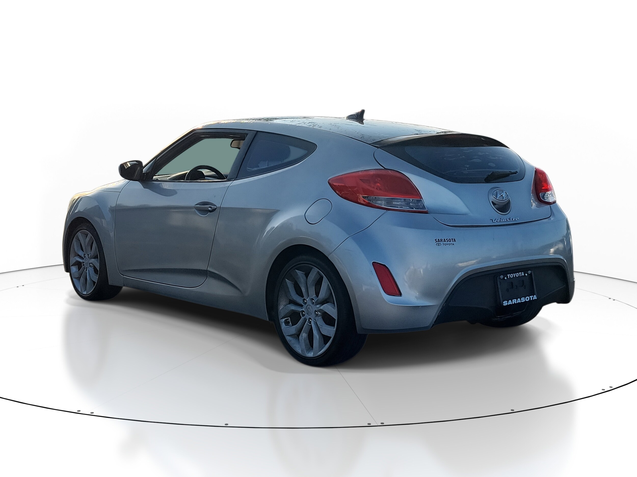 2013 Hyundai Veloster Base photo 4