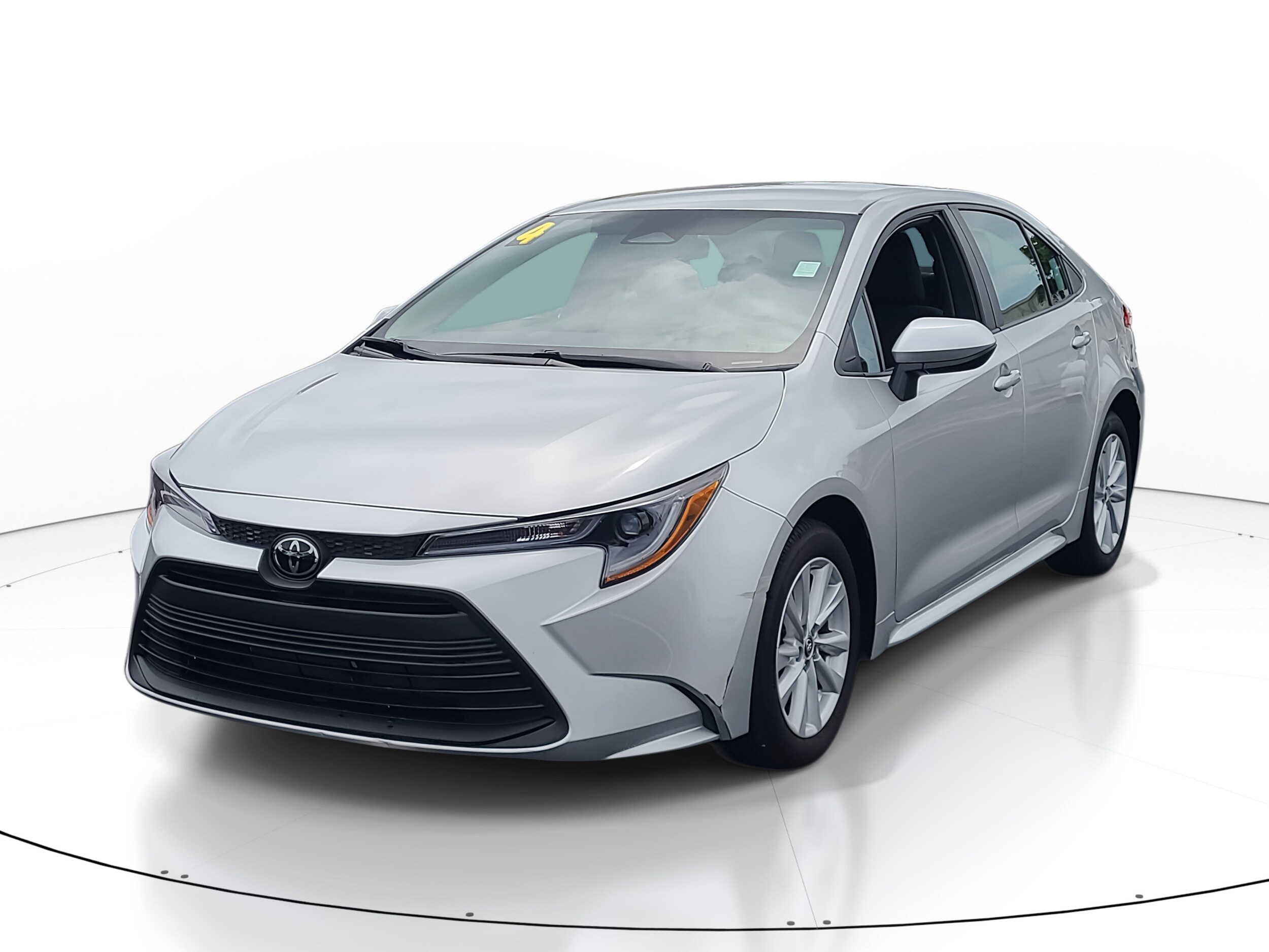 2024 Toyota Corolla LE photo 2