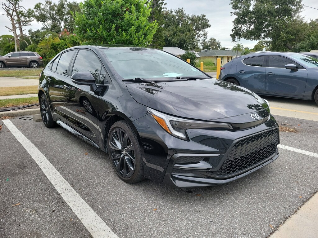 Used 2023 Toyota Corolla SE Sedan