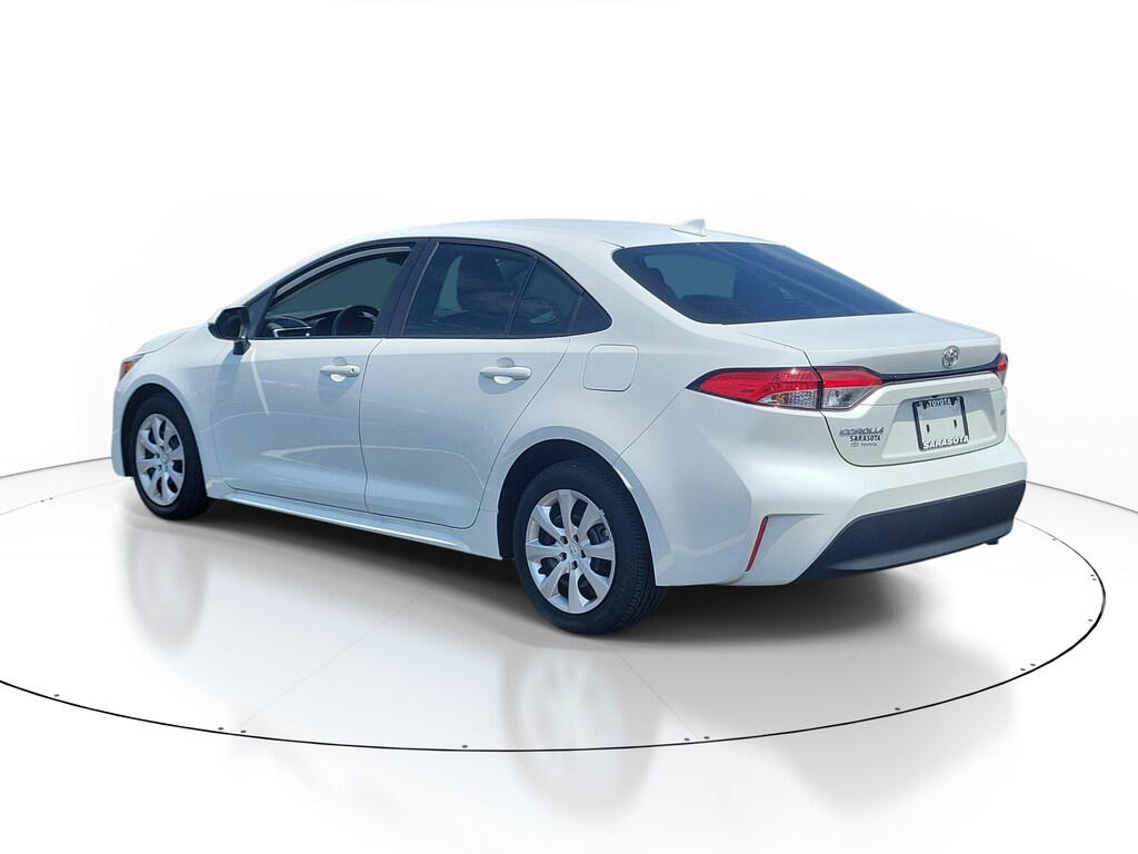 Used 2025 Toyota Corolla LE Sedan