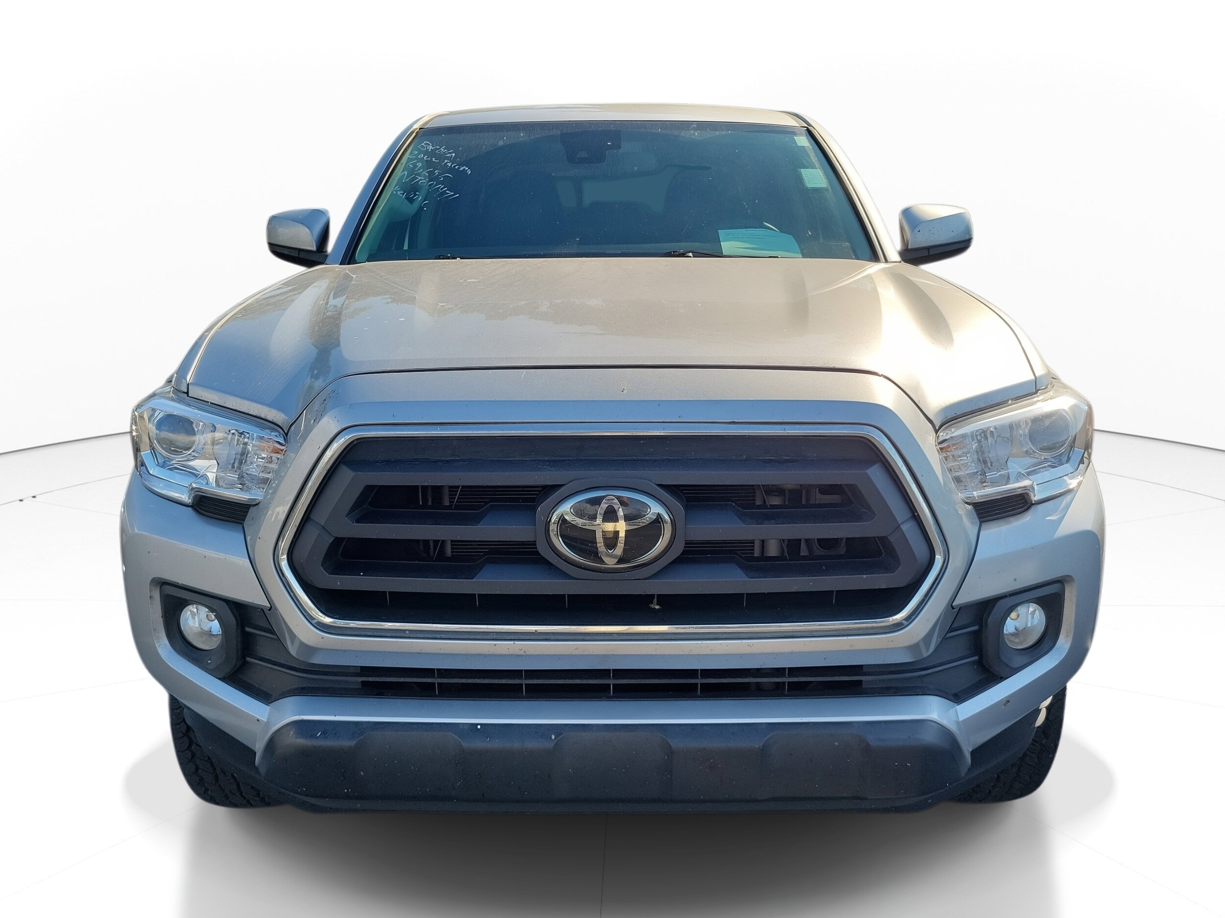 2022 Toyota Tacoma SR5 V6 photo 2