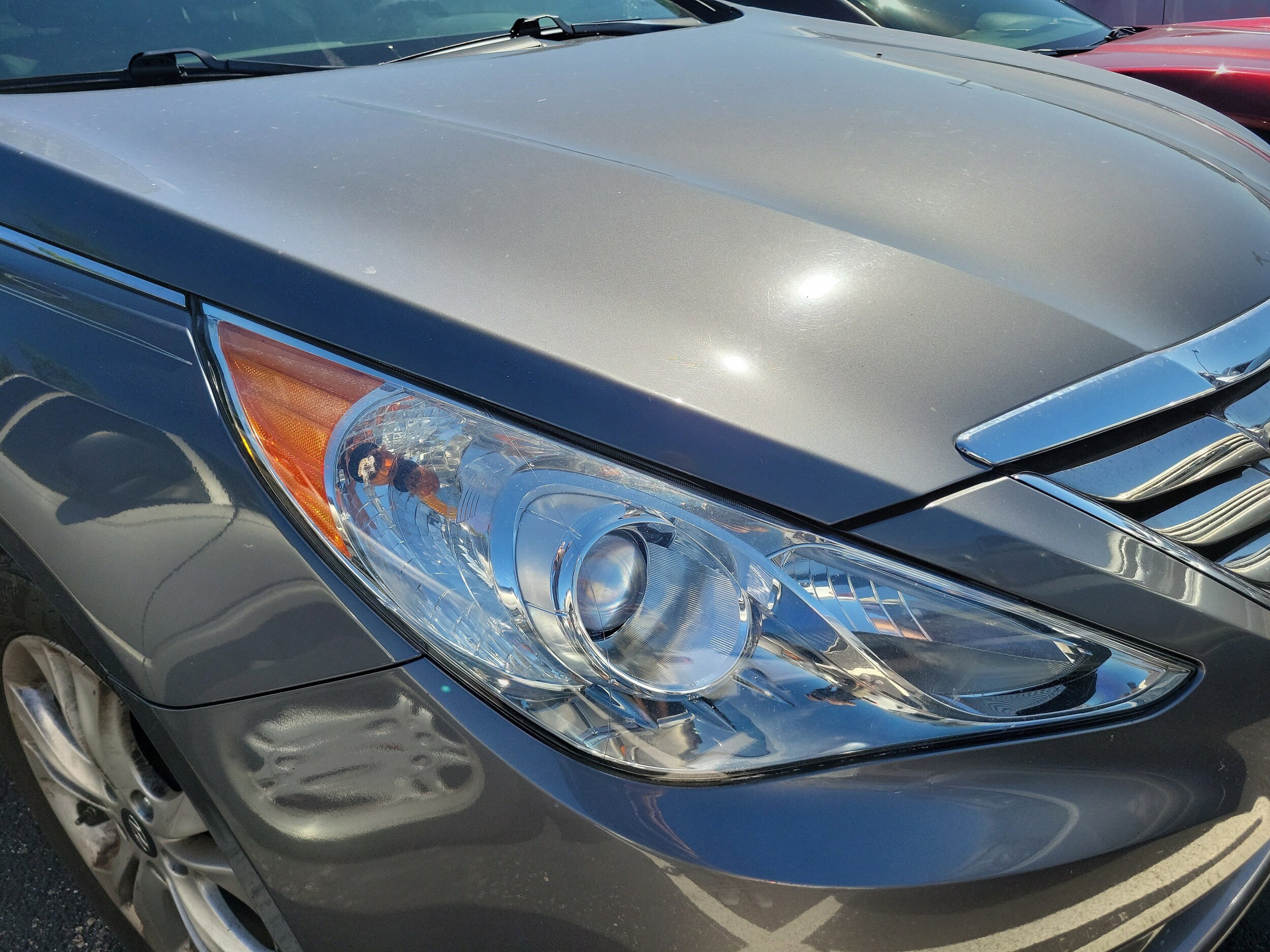 2011 Hyundai Sonata Limited photo 2
