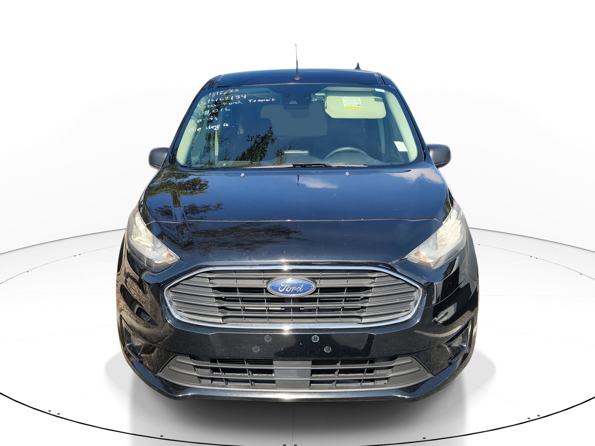 2020 Ford Transit Connect XLT Wagon Passenger photo 2