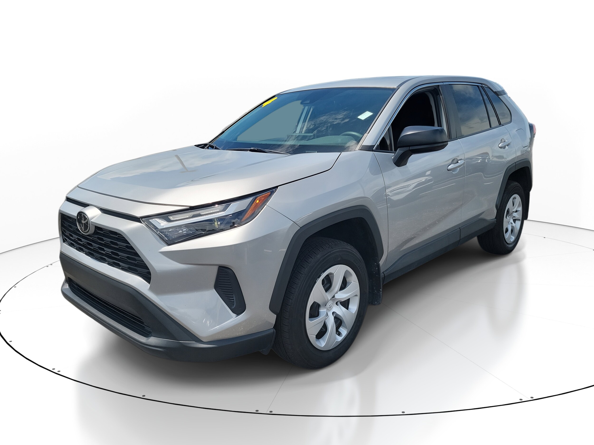 2024 Toyota RAV4 LE photo 2