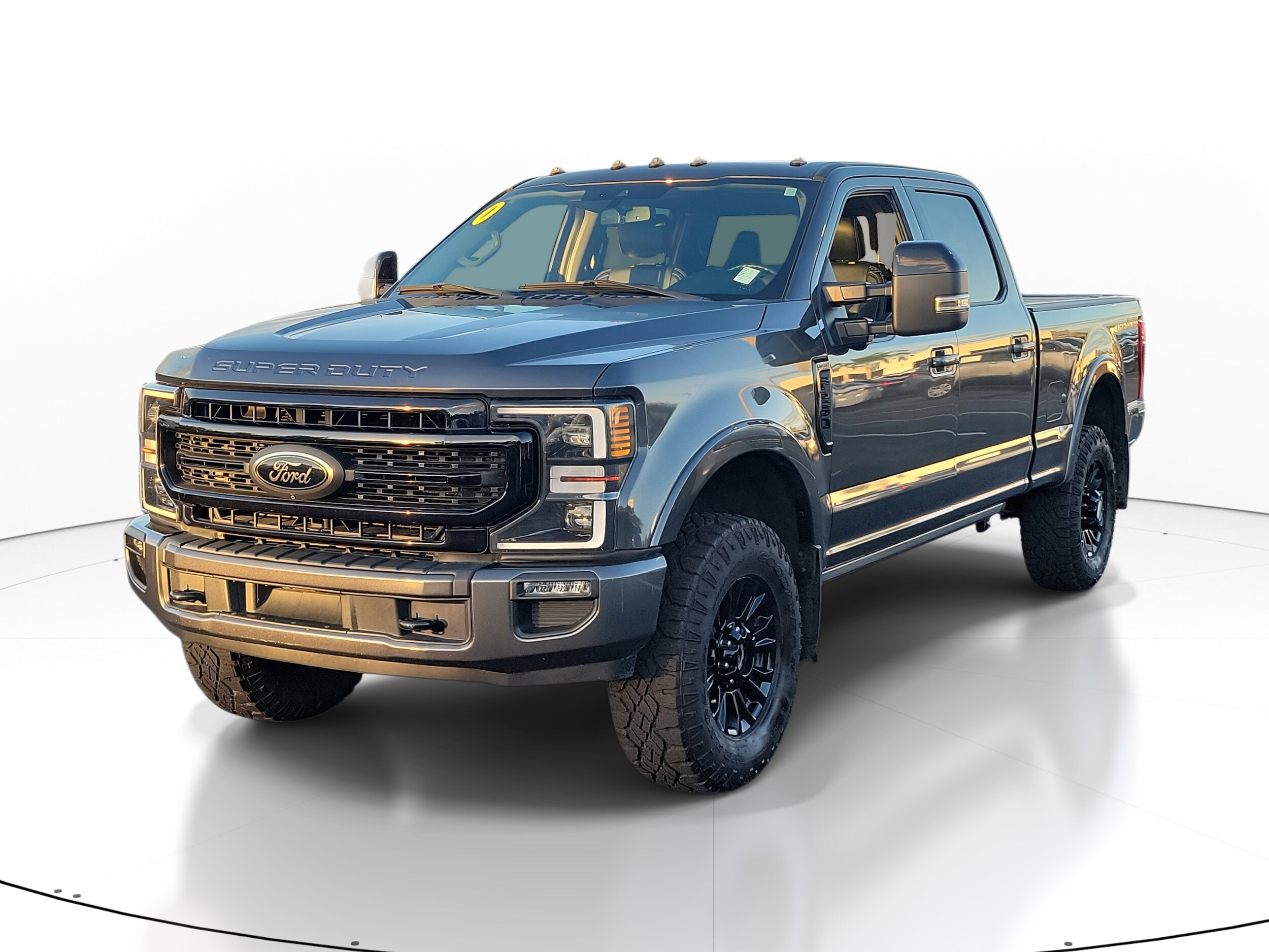 2020 Ford F-250 Lariat photo 2