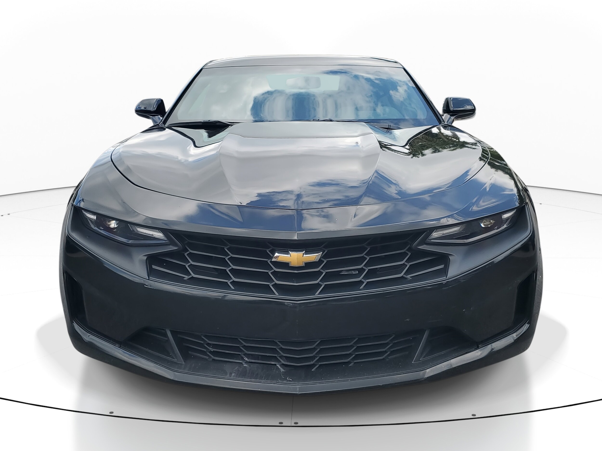 2023 Chevrolet Camaro 1LT photo 2