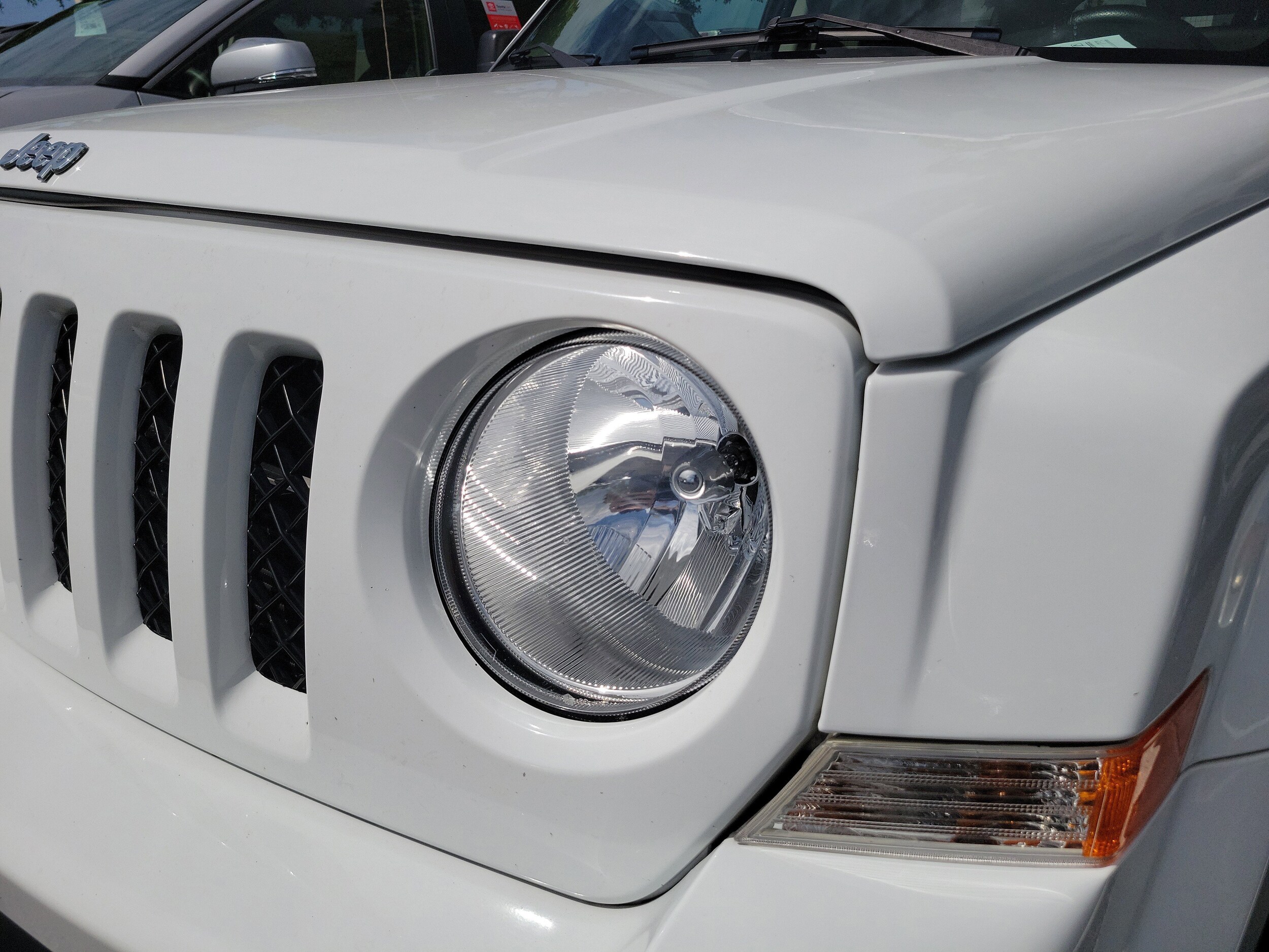2016 Jeep Patriot Latitude High Altitude Altitude Edition photo 4