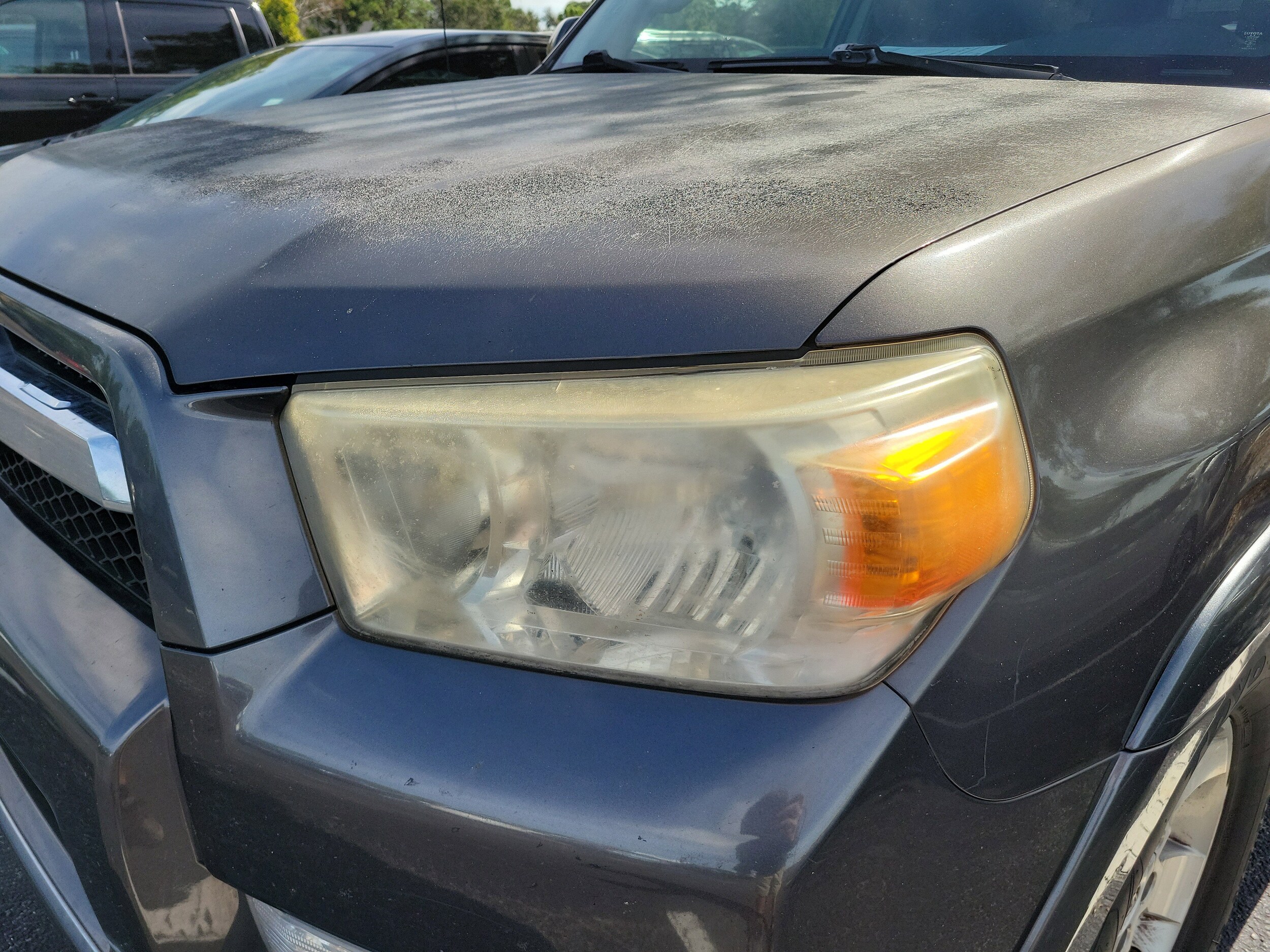 2013 Toyota RAV4 LE photo 4