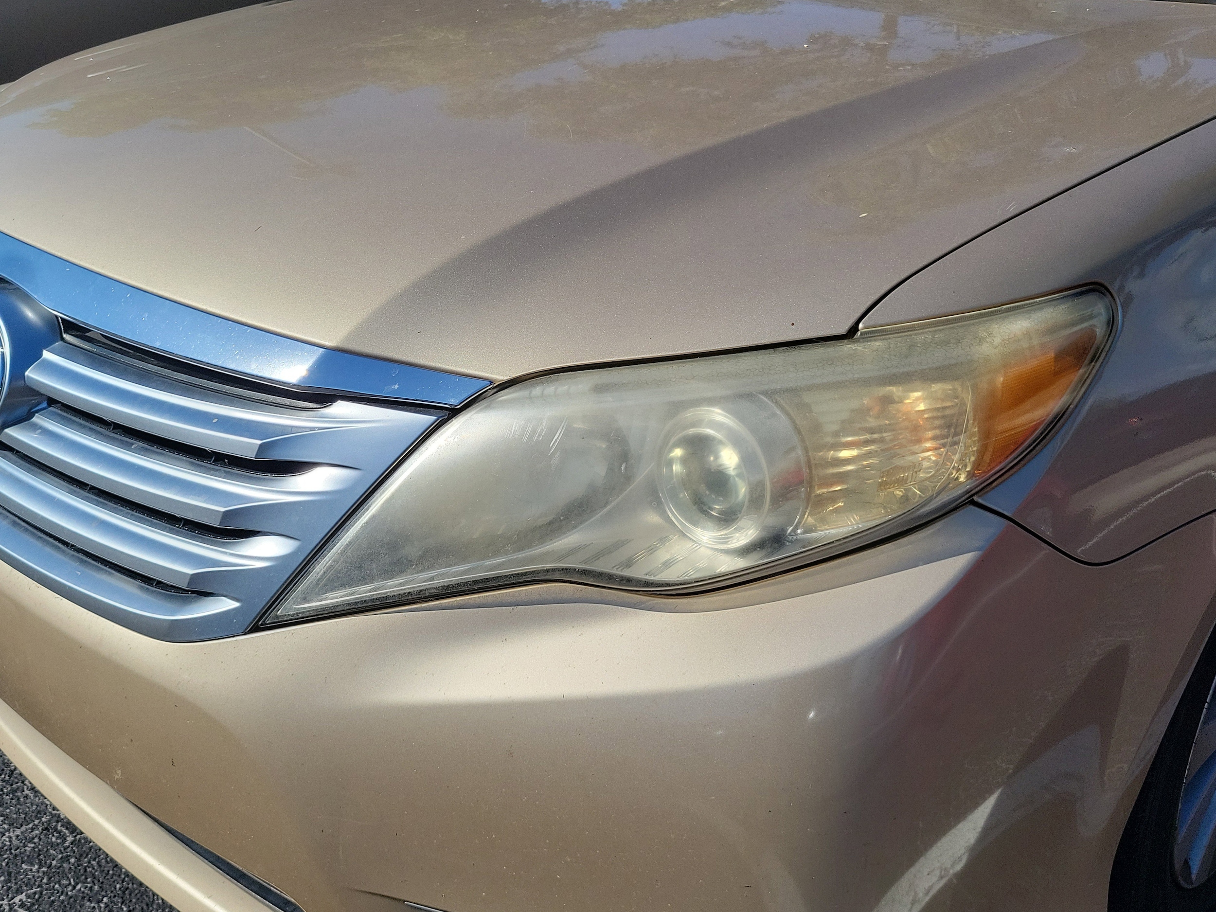 2011 Toyota Avalon Base photo 4